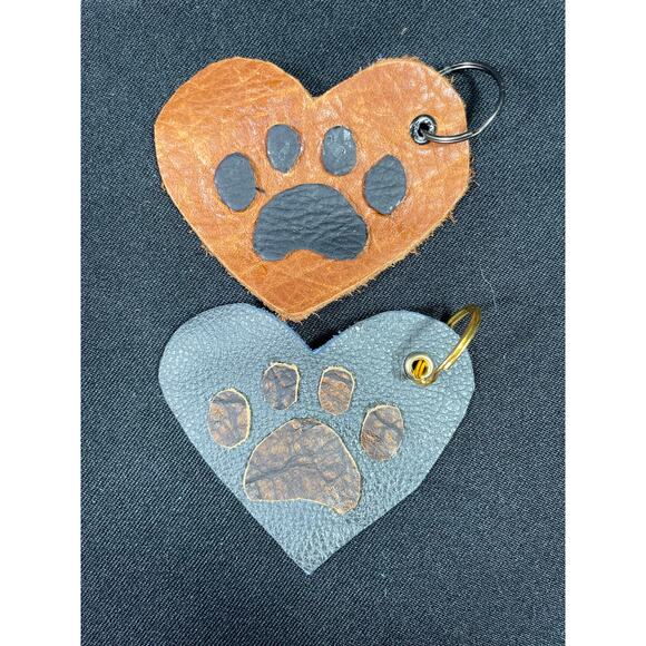 Leather Handmade Keychain Choose: Butterfly, Paw, Floral, Order Custom Colors - Picture 5 of 5